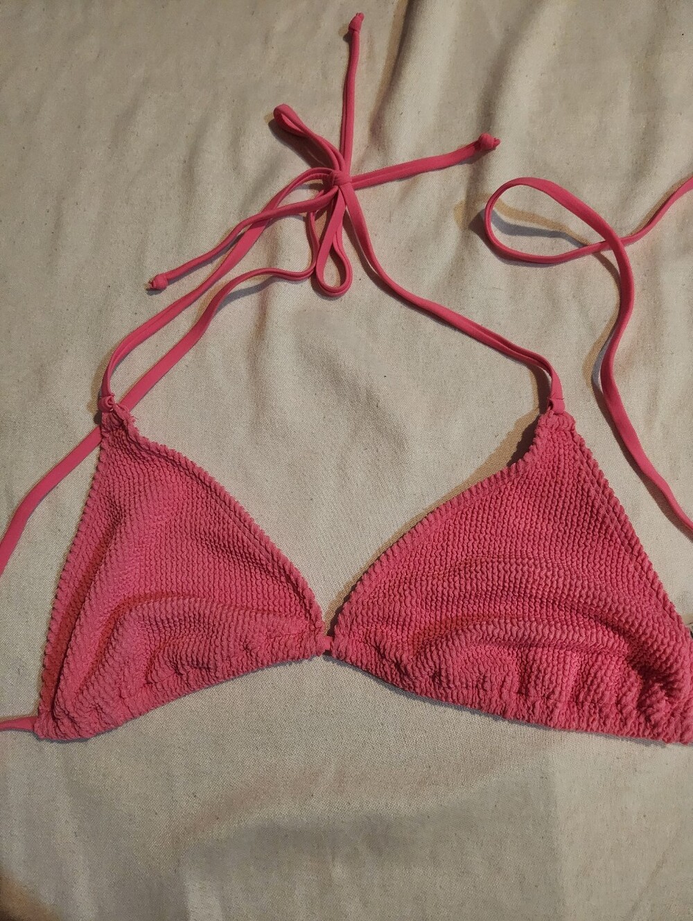 Good American Always Fits Tiny Ties Pink Crinkle Triangle String Bikini Top 5/6
